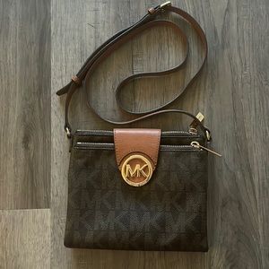 Michael Kors Crossbody Bag